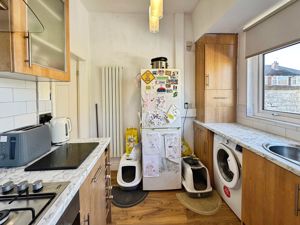 Kitchen- click for photo gallery